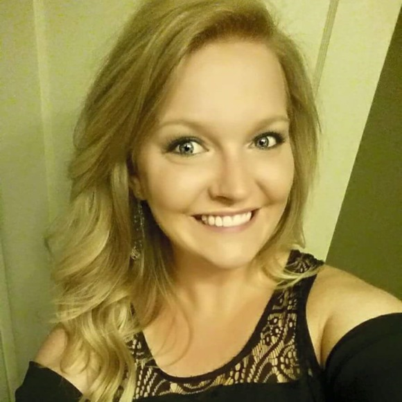 Meet your Posher, Trista - Picture 1 of 1